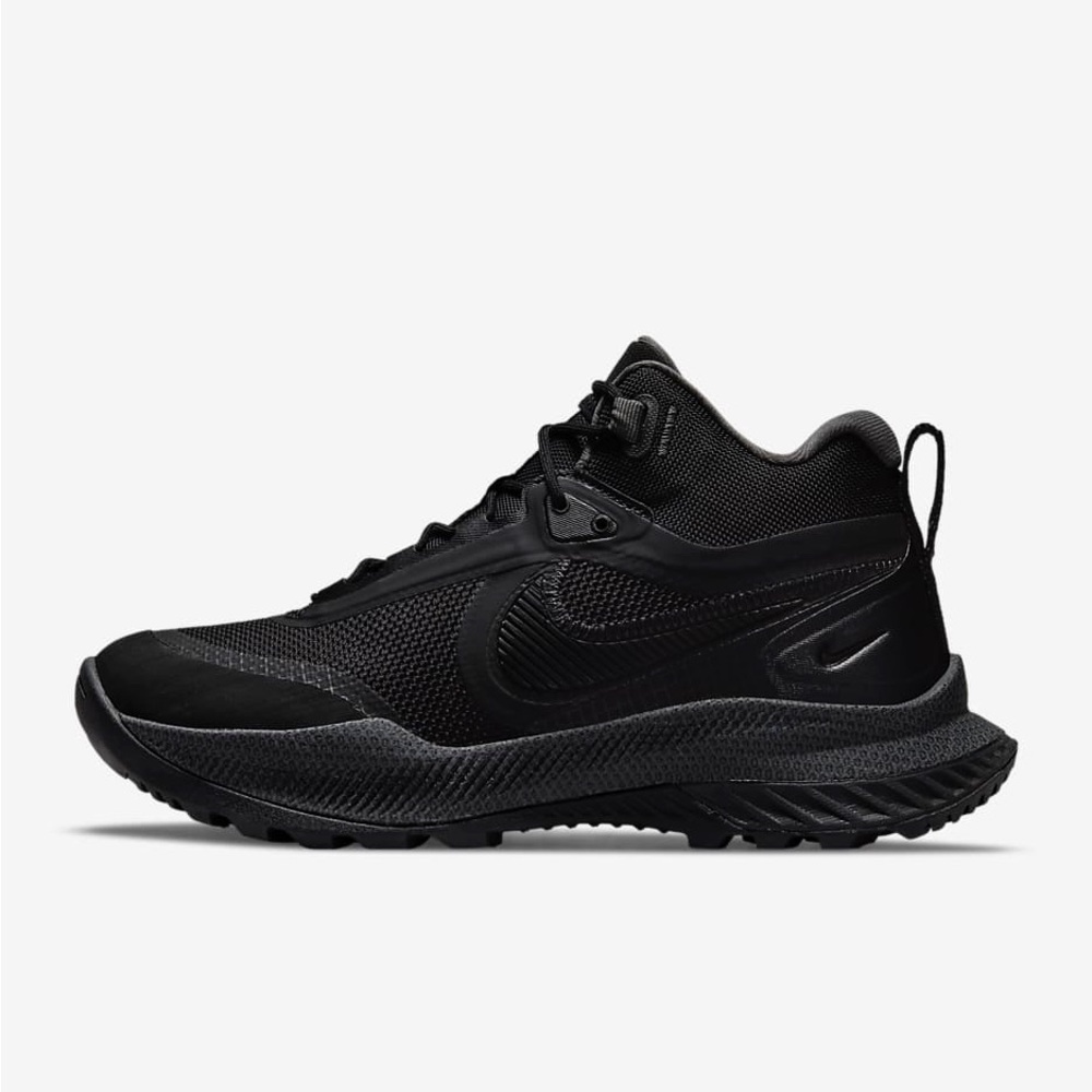 Nike React SFB Carbon
Men's Elite Outdoor Shoes Size 7 Style CK9951-001